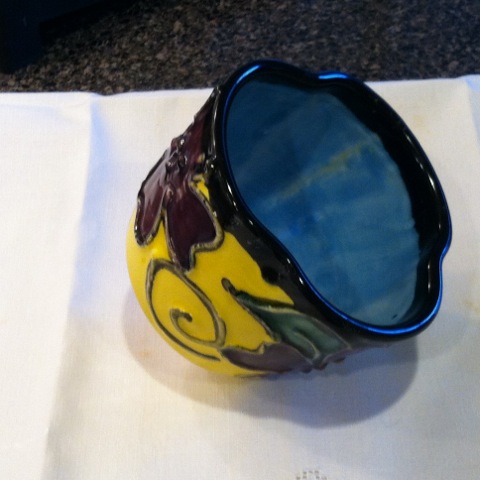 Weaving mug exchange